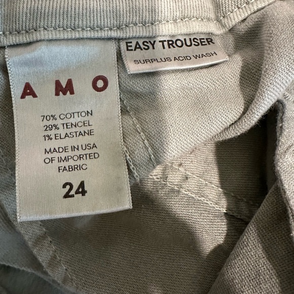 AMO Easy Relaxed Acid Wash Jeans - Picture 5 of 5